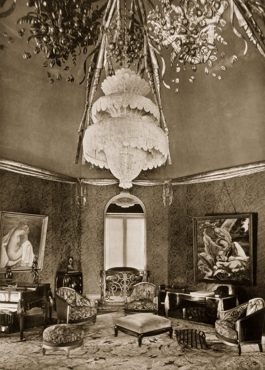 Grand SalonDrawing Room, designad av Sue et Mare, från Ensembles Mobiliers II, 1925 av French Photographer
