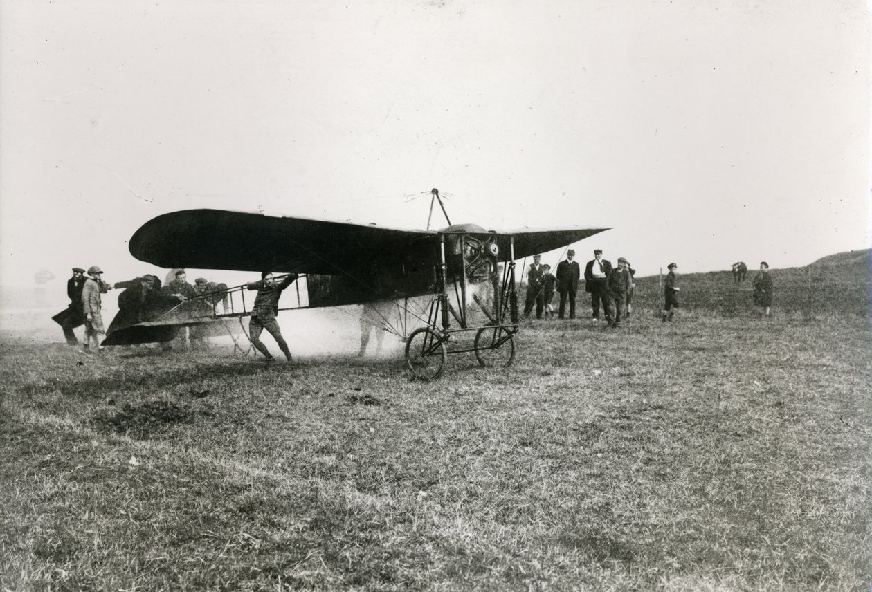 Louis Bleriot (1872-1936) vid Eletot, nära Fecamp, ca 1909 av French Photographer