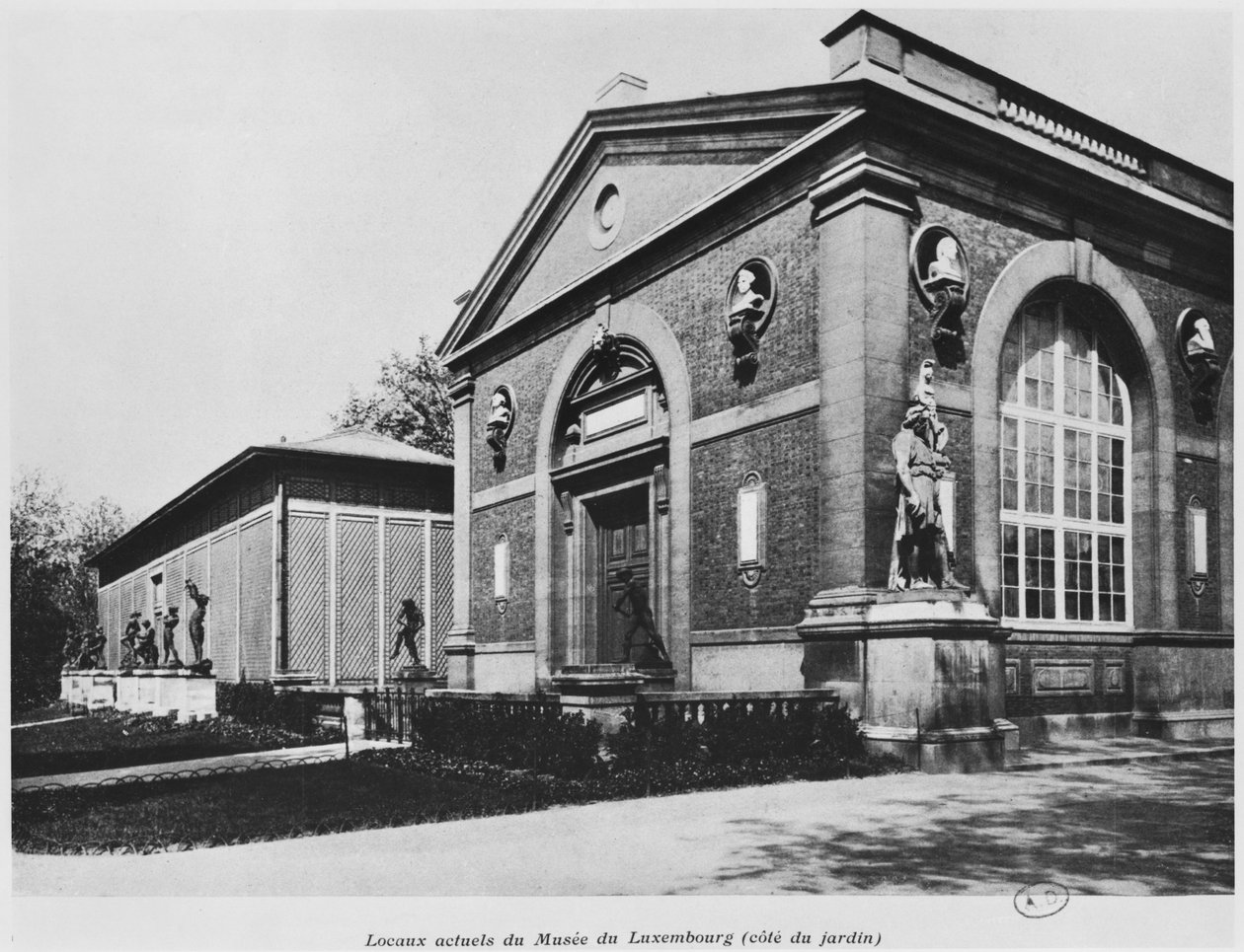 Luxemburgs museum, Paris, 1910 av French Photographer