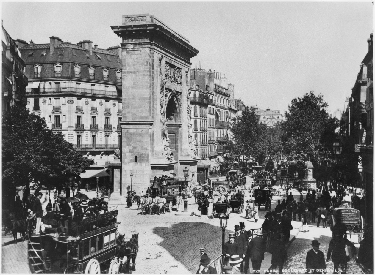 Porte och boulevard Saint-Denis, Paris, ca 1900 av French Photographer