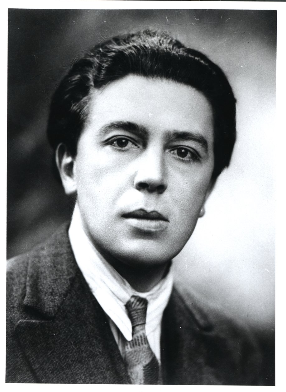 Porträtt av Andre Breton (1896-1966) 1930 av French Photographer