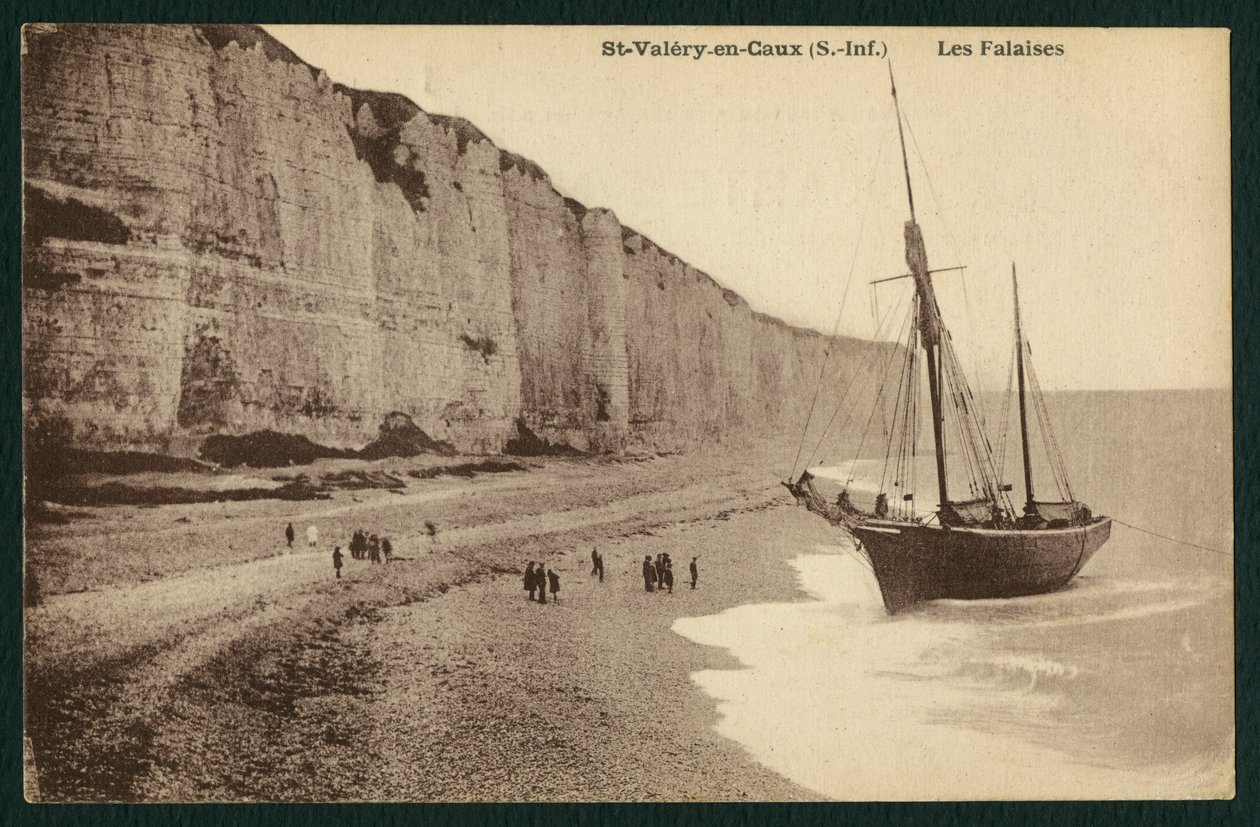 Vykort som föreställer klipporna vid Saint-Valery-en-Caux, ca 1900 av French Photographer