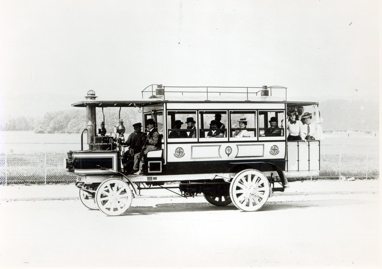 Steam Omnibus, 1903 av French Photographer