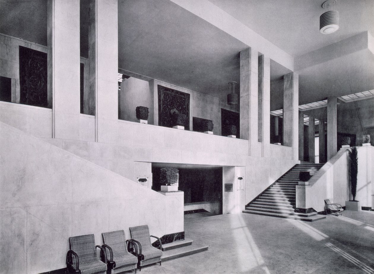 Museet för modern konst vid Paris International Exposition, 1937 av French Photographer