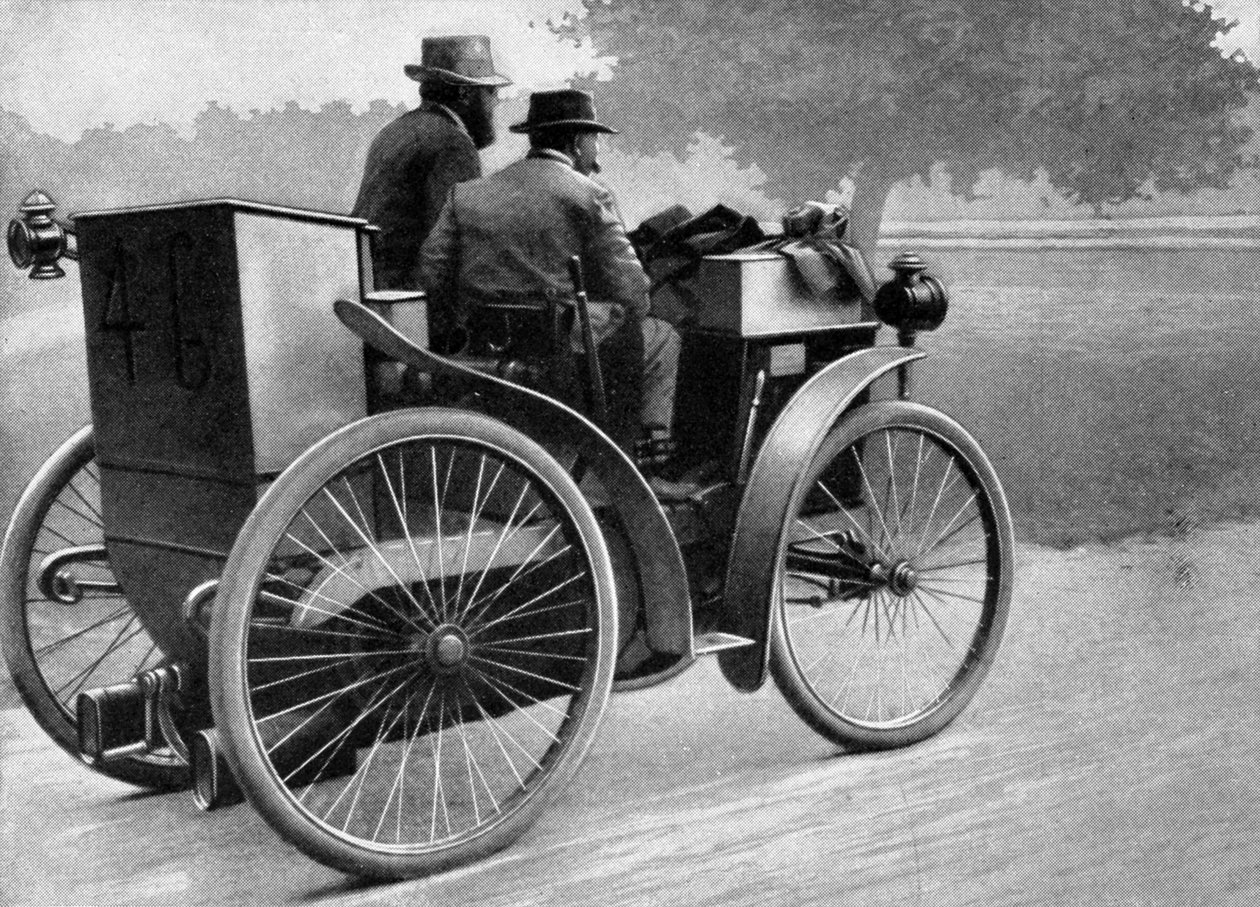 1895: den franske industrimannen Edouard Michelin (1859-1940) team "l