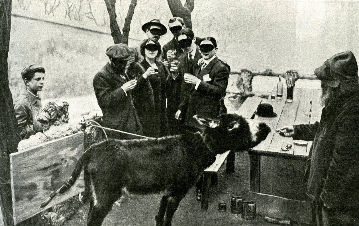 Fira bluff: på Salon des Independants 1910 presenterades en målning signerad av "Excessive Futurist Painter" Boronali, med titeln "Et le soleil somnade sur l"Adriatic", som var en stor framgång. Duken hade faktiskt målats med hjälp av a av French Photographer