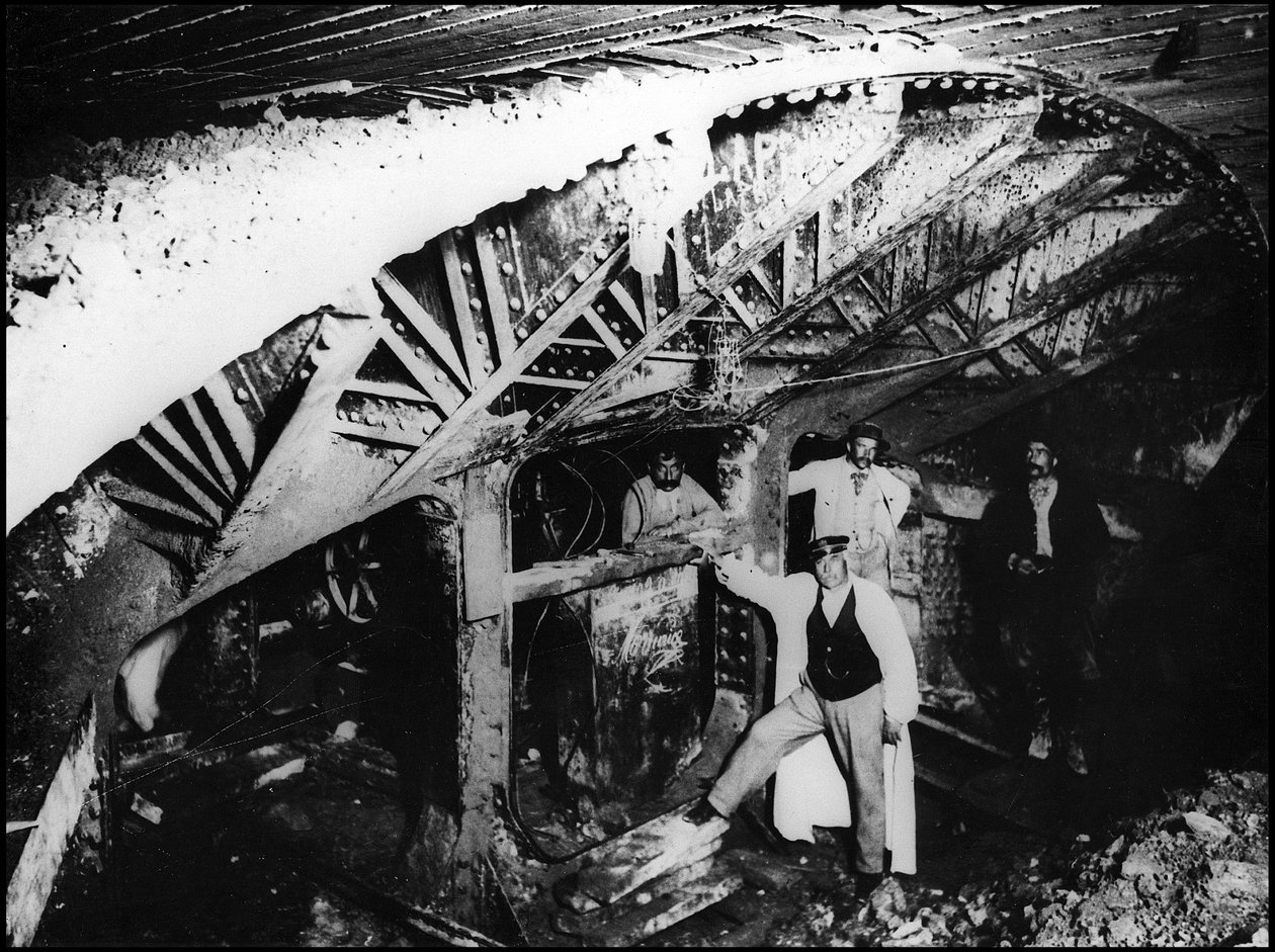 Byggandet av Paris tunnelbana - Tunnelbanan, linje 1 - fotografering av French Photographer