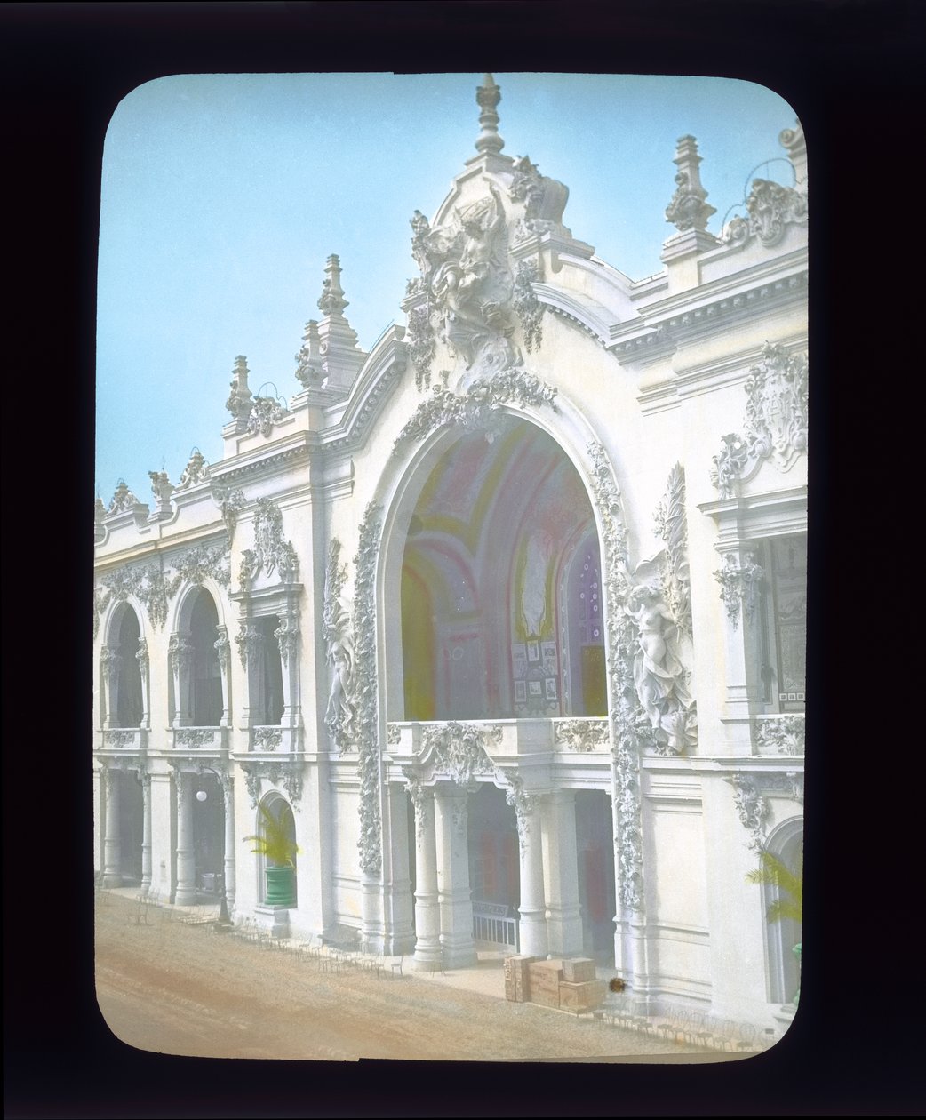 Parisutställning: Palace of Decorative Arts, Paris, Frankrike, 1900 (lanternbild) av French Photographer