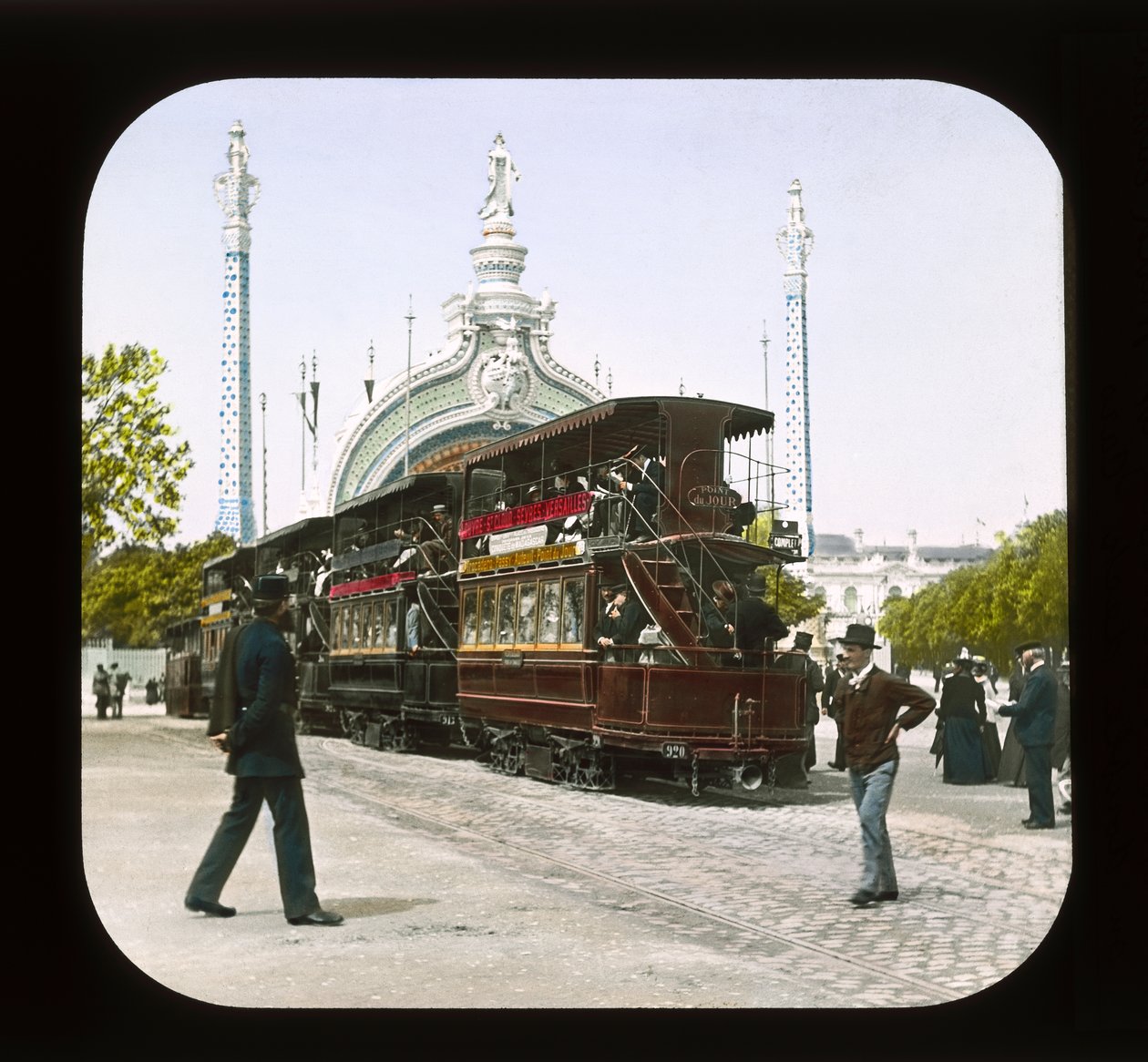 Parisutställning: huvudingången, 1900 (lanternrutschbana) av French Photographer