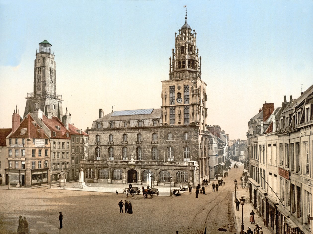 Place dArmes i Calais med Tour de Guet i bakgrunden, 1890-1900 av French Photographer