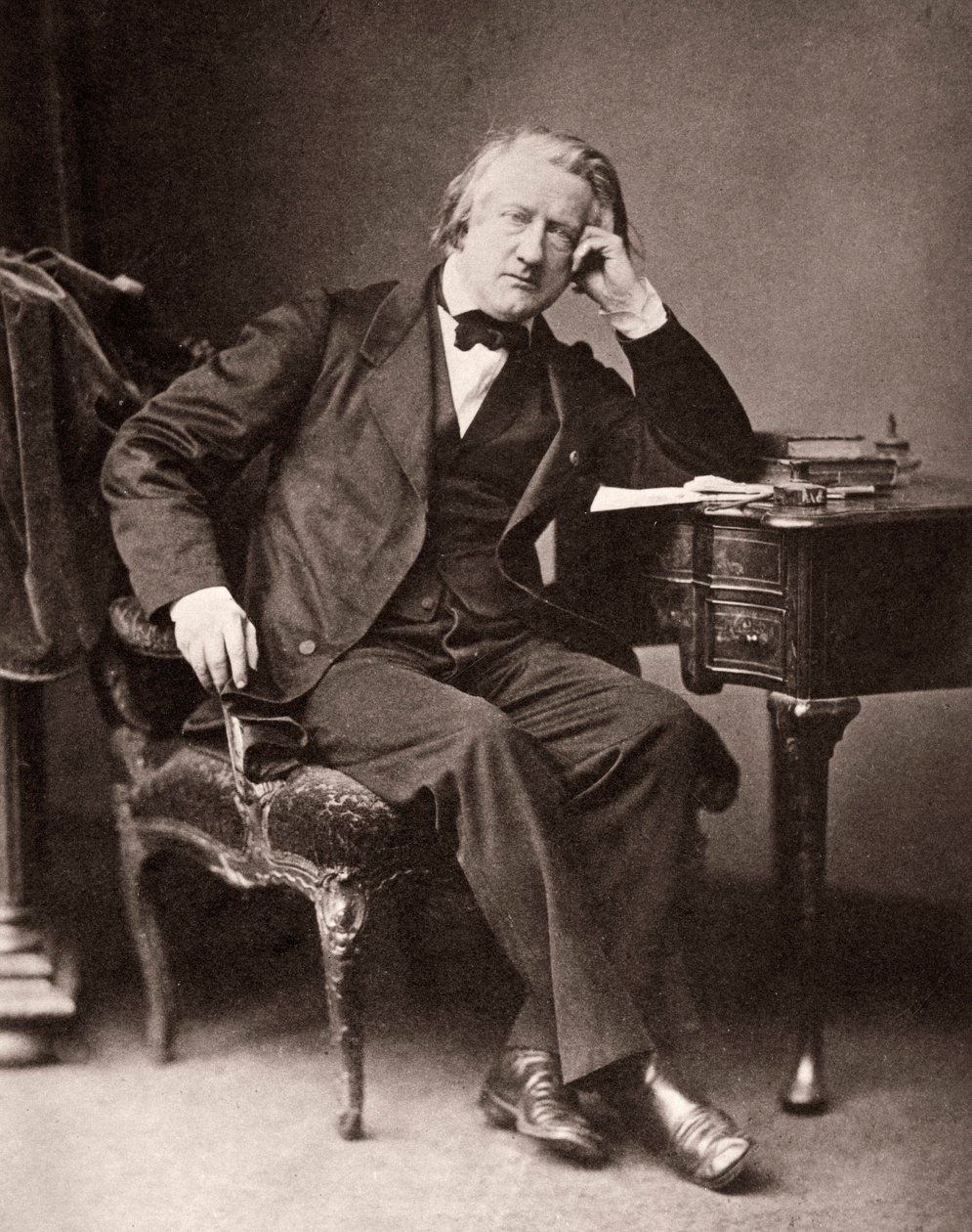 Porträtt av Henri Victor Regnault (1810 - 1878) - Henri-Victor Regnault (1810-78), fransk kemist och fysiker av French Photographer