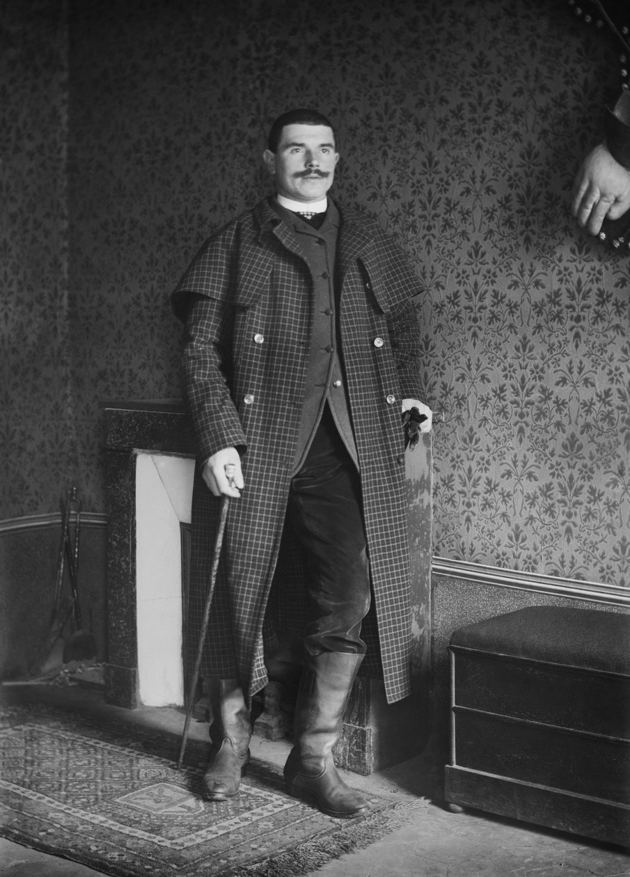 Porträtt av man, Bourmont-regionen i Haute-Marne (Haute Marne), cirka 1880. Fotografi. Ducos samling. av French Photographer
