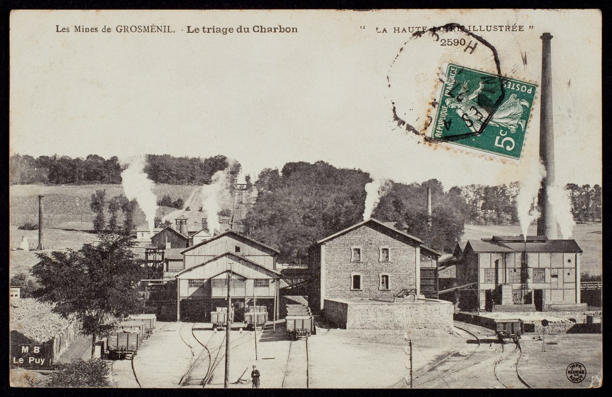 Vykort som visar gruvorna i Grosmenil, sorterar ut kol, Haute-Loire, ca 1900 av French Photographer