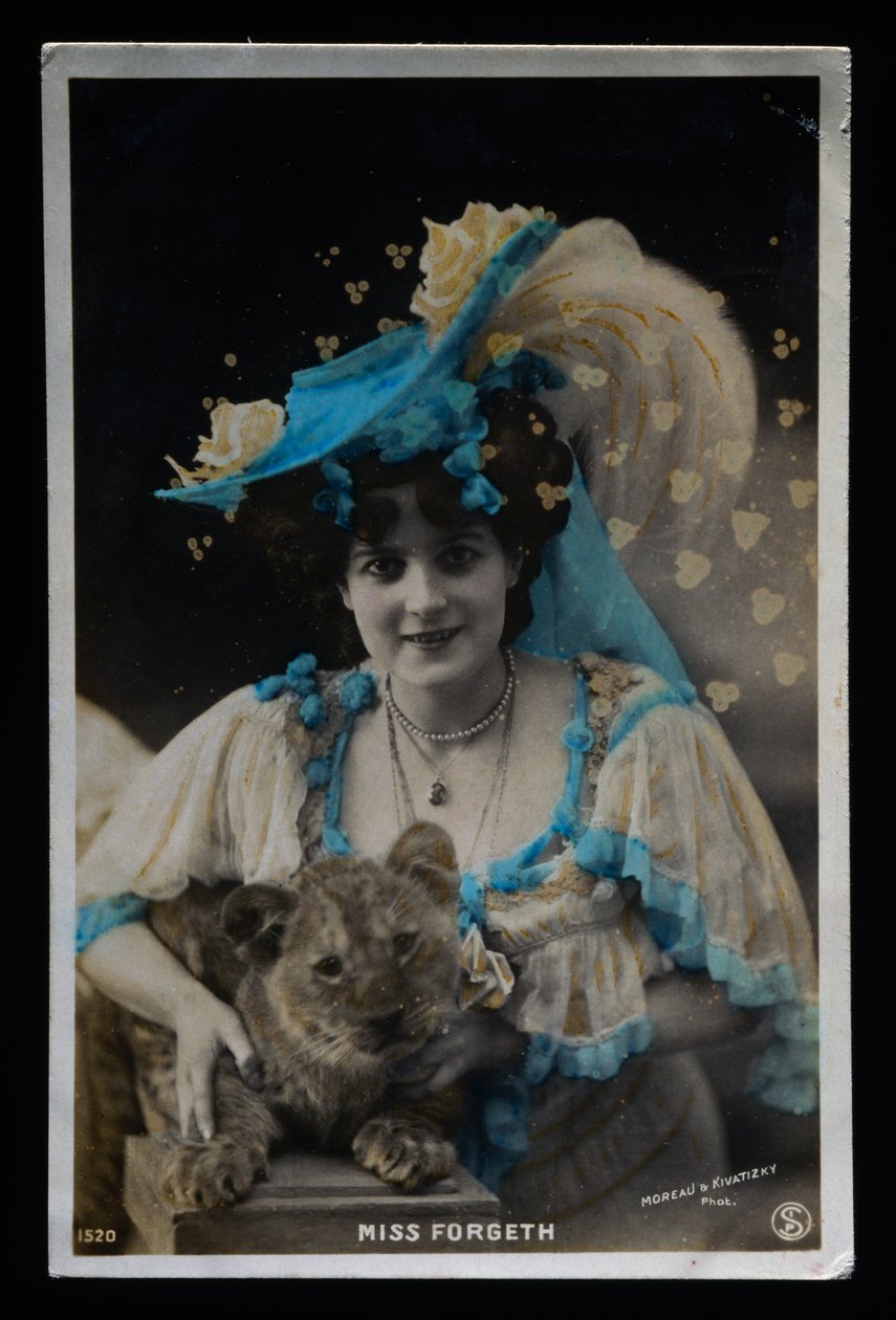 Tamer Miss Forgeth, ca 1910, vykort, Frankrike, 1900-talet av French Photographer