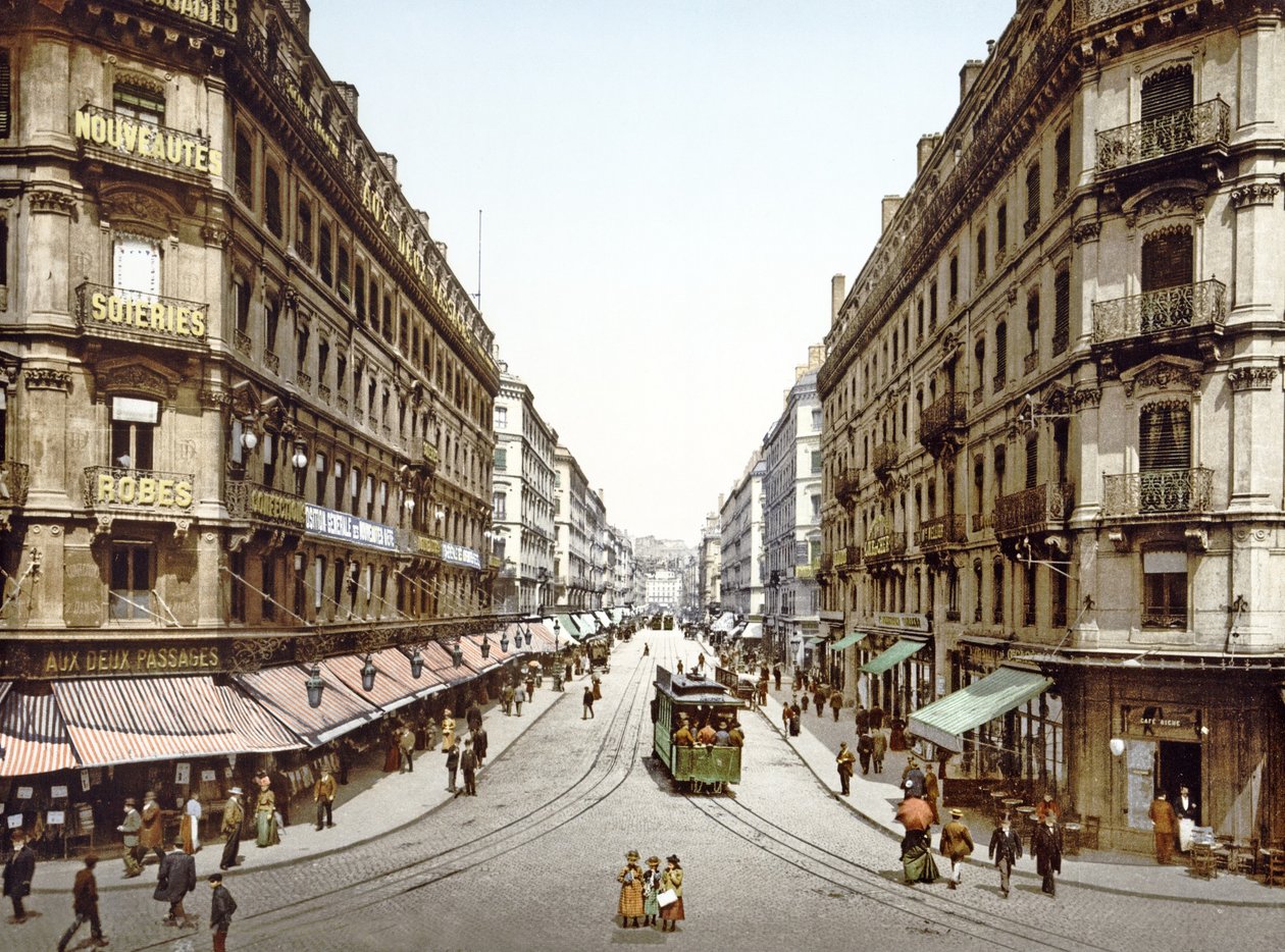 Utsikt nerför Rue de la Republic, Lyon, 1890-1900 av French Photographer