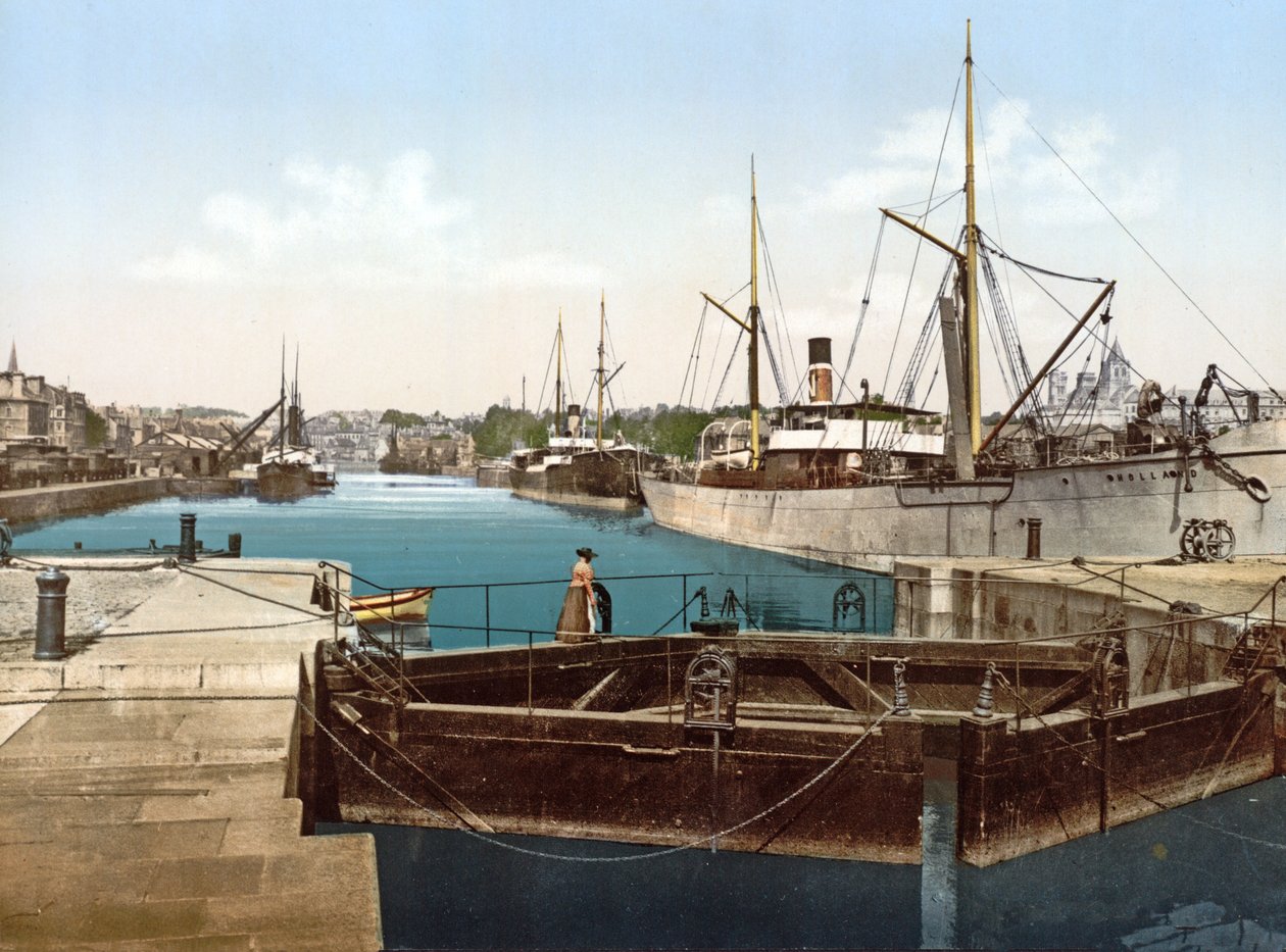 Se uppför kanalen från slussportarna vid Caen, 1980-1900 av French Photographer