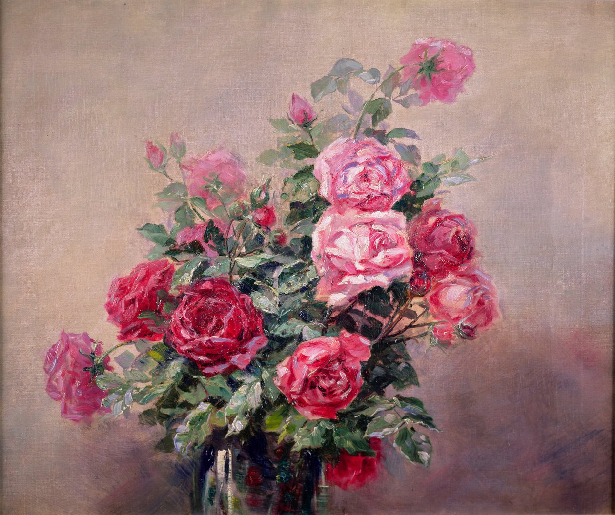 En skål med röda och rosa rosor av French School