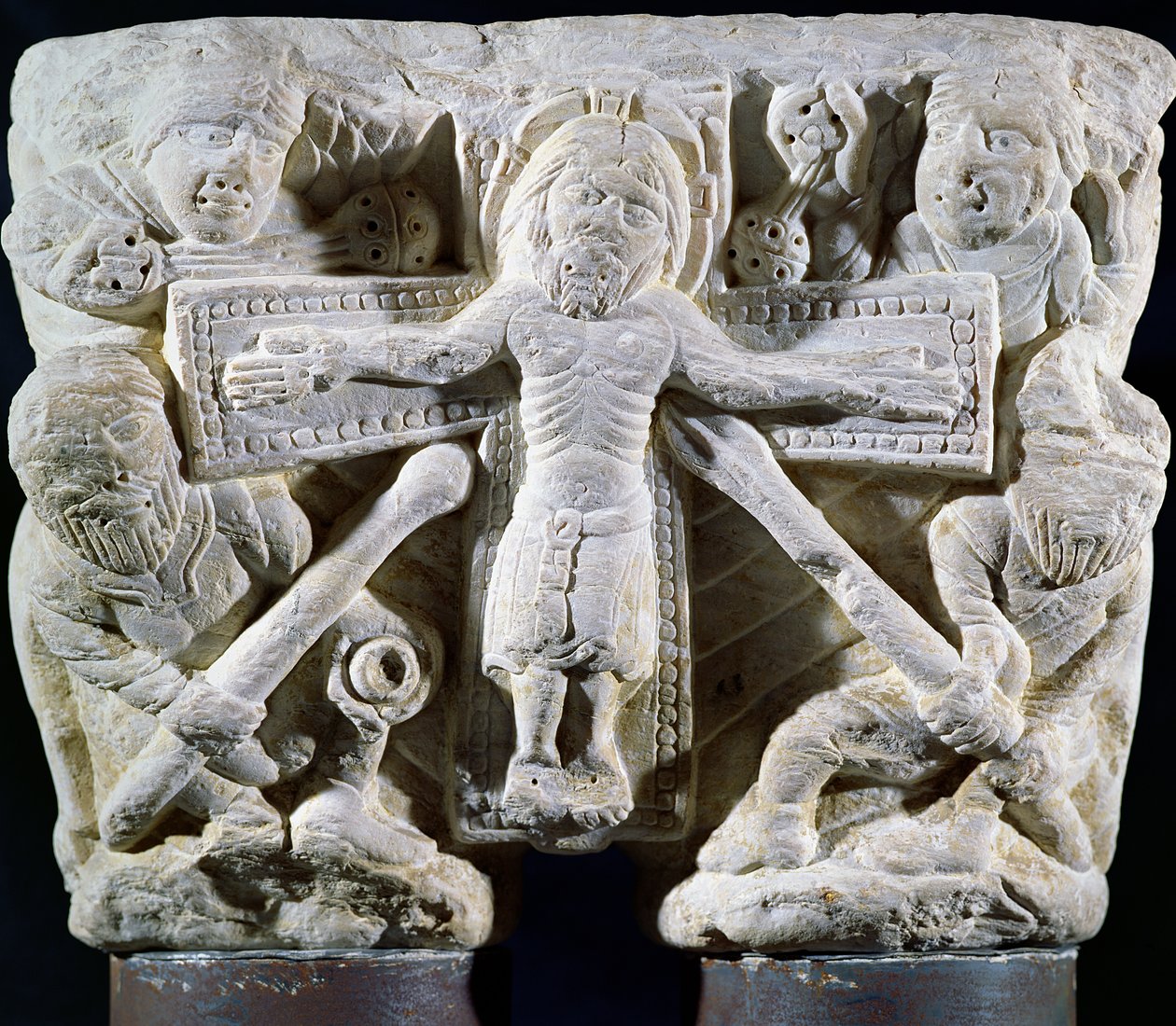 Kristus på korset, relief på en huvudstad av tvillingpelare (marmor) av French School