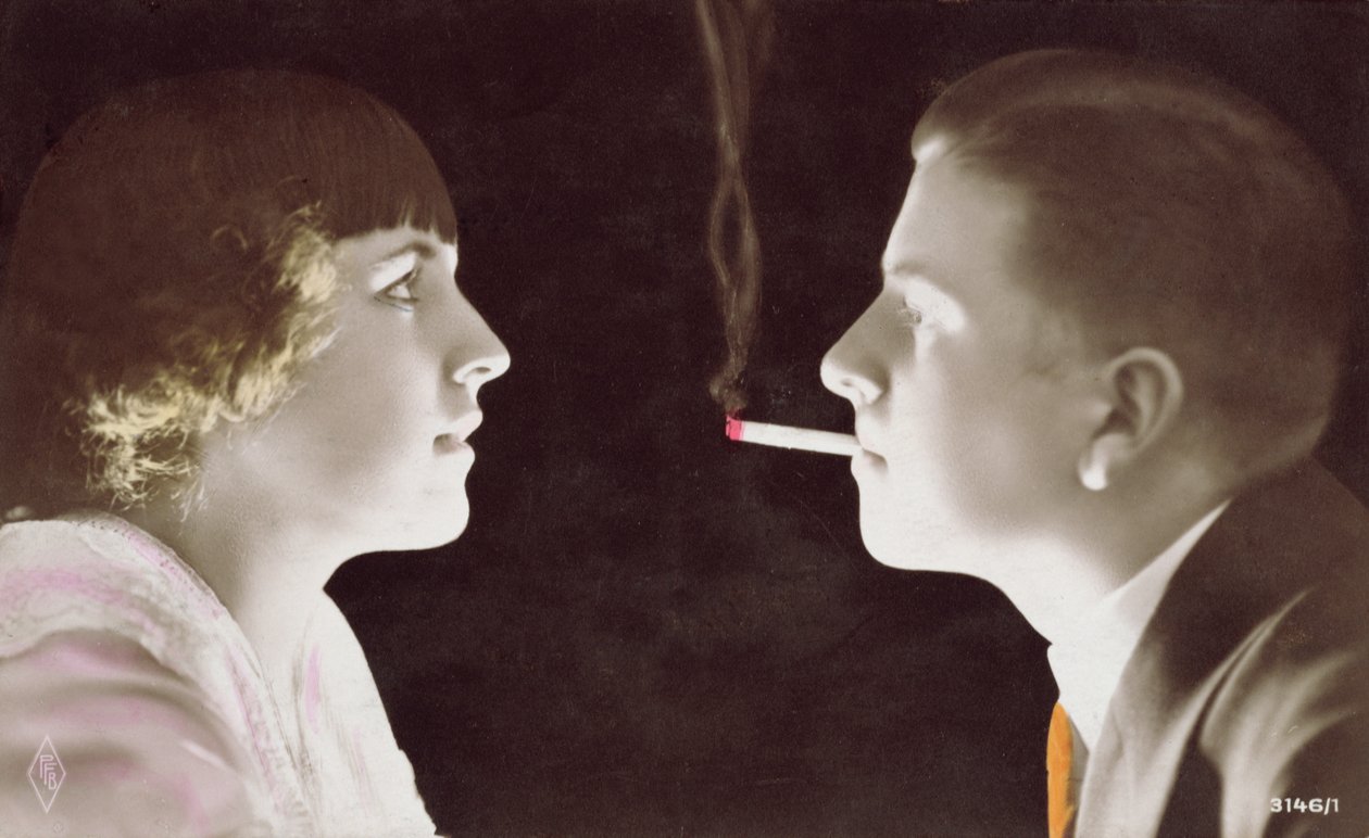Par med en cigarett, 1917 av French School