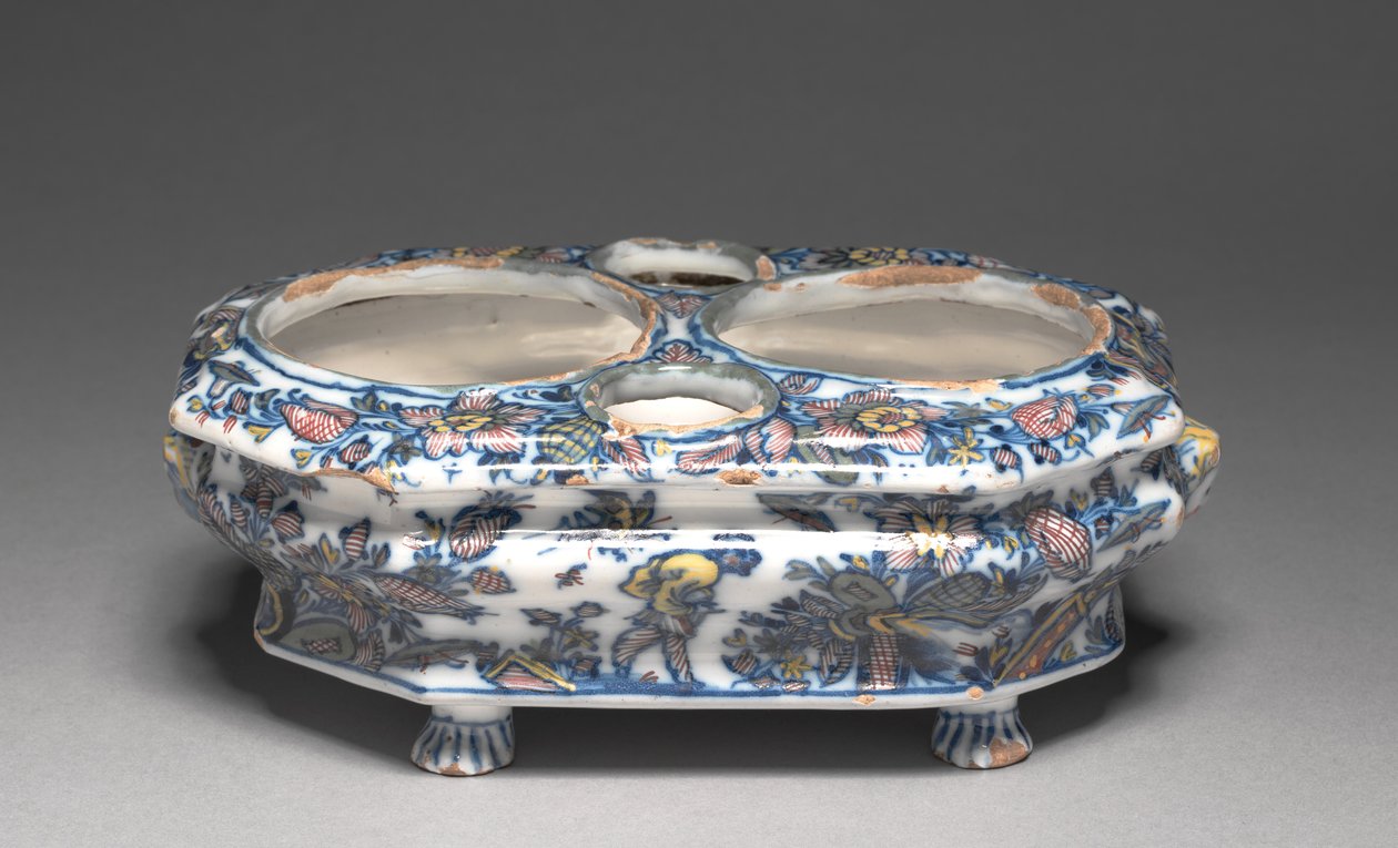 Cruet Stand, tillverkad av Héraud-LeRoy Factory, ca 1740 av French School