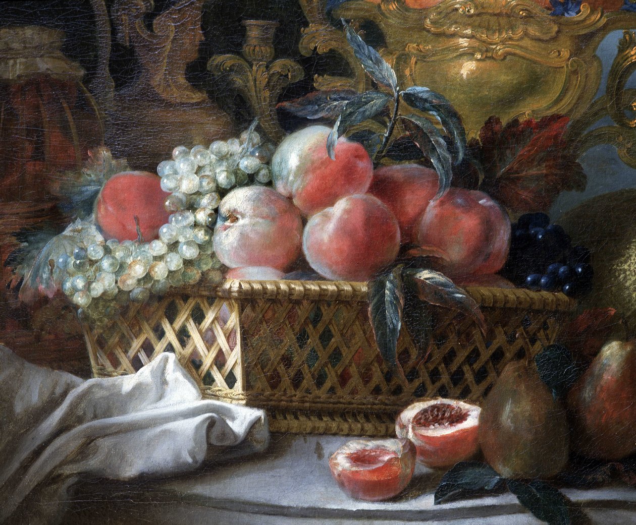 Fruktvas och korg (detalj). c.1770 (olja på duk) av French School
