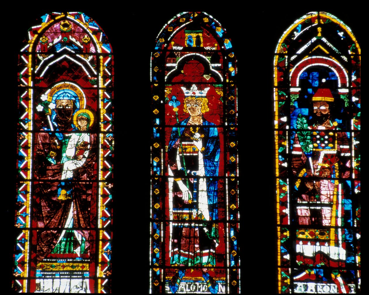 Gotisk konst: Saint Anne the More, Salomo och Aron. Lancetter under Rosace du Nord (kallad Rosace of the Virgin, cirka 1235) i Cathedrale Notre Dame de Chartres (Eure et Loir). av French School