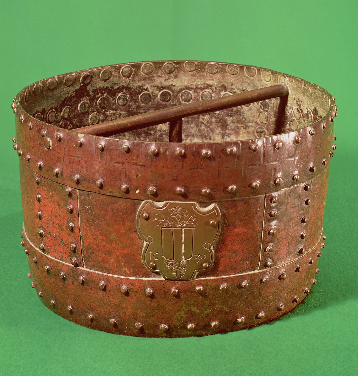 Kornmått med Senlis vapen, 1630 (koppar) av French School