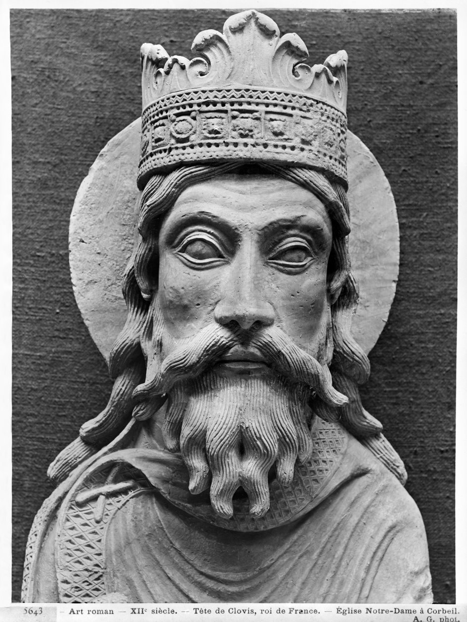 Chef för Clovis I, från kyrkan Notre-Dame i Corbeil (gipsavgjutning) (detalj) (se även 383111, 383112) av French School