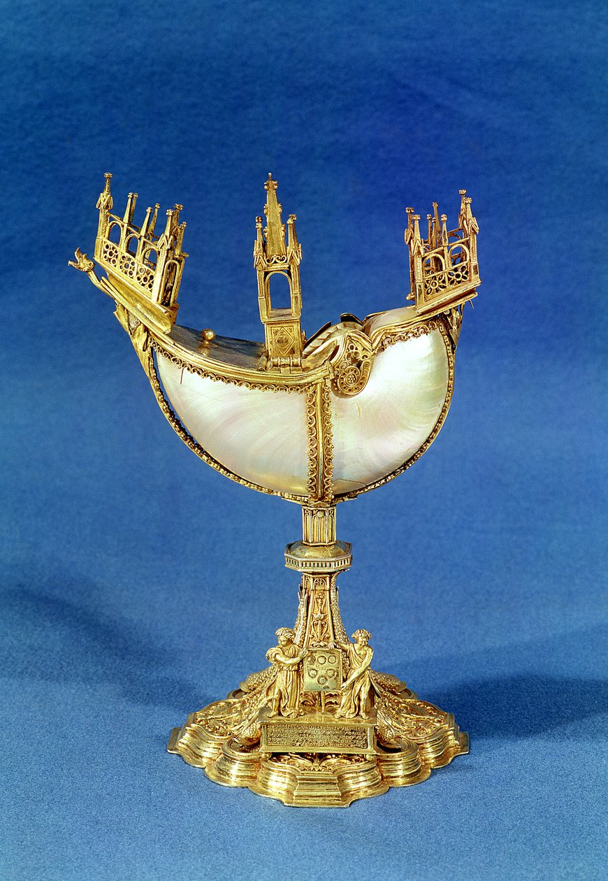 Rökelsehållare i form av en båt, från Treasure of Chartres (guld & pärlemor) av French School