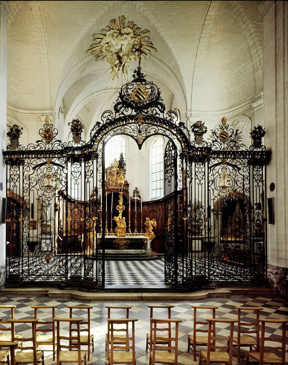 Interiör av klostret Valloires (cistercienser), nära Abbeville. Somme (80). av French School