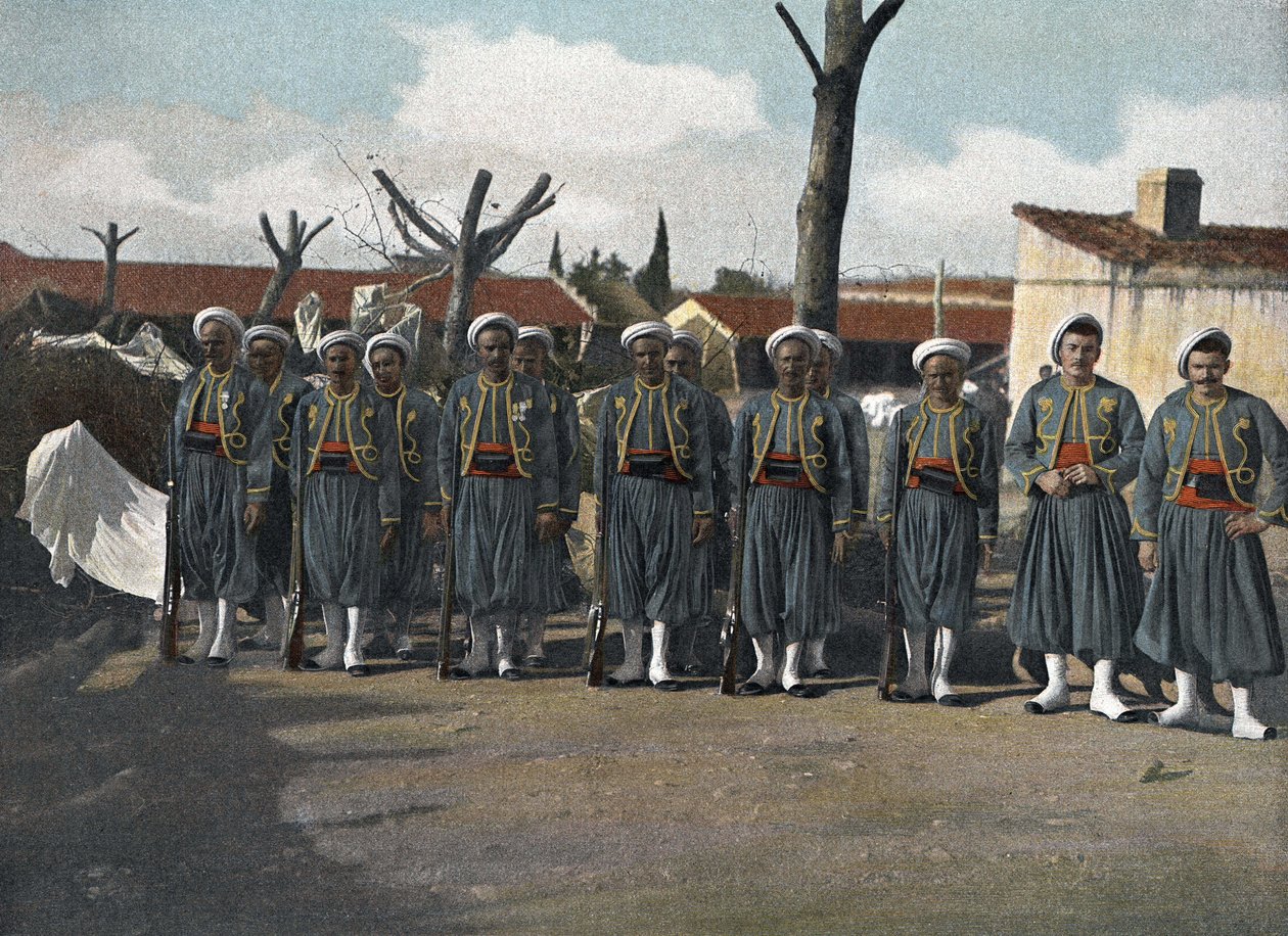 The algerian riflemen in "" Military album: army of Africa. Infanteri - Kavalleri”” av French School