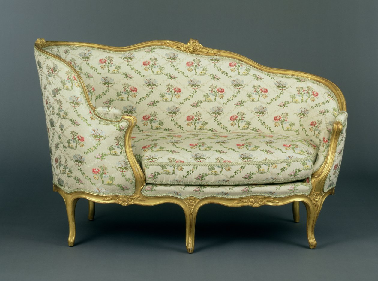 Louis XV snidad förgyllt trä Veilleuse, ca 1750 (snidad förgyllt trä och klädsel) av French School