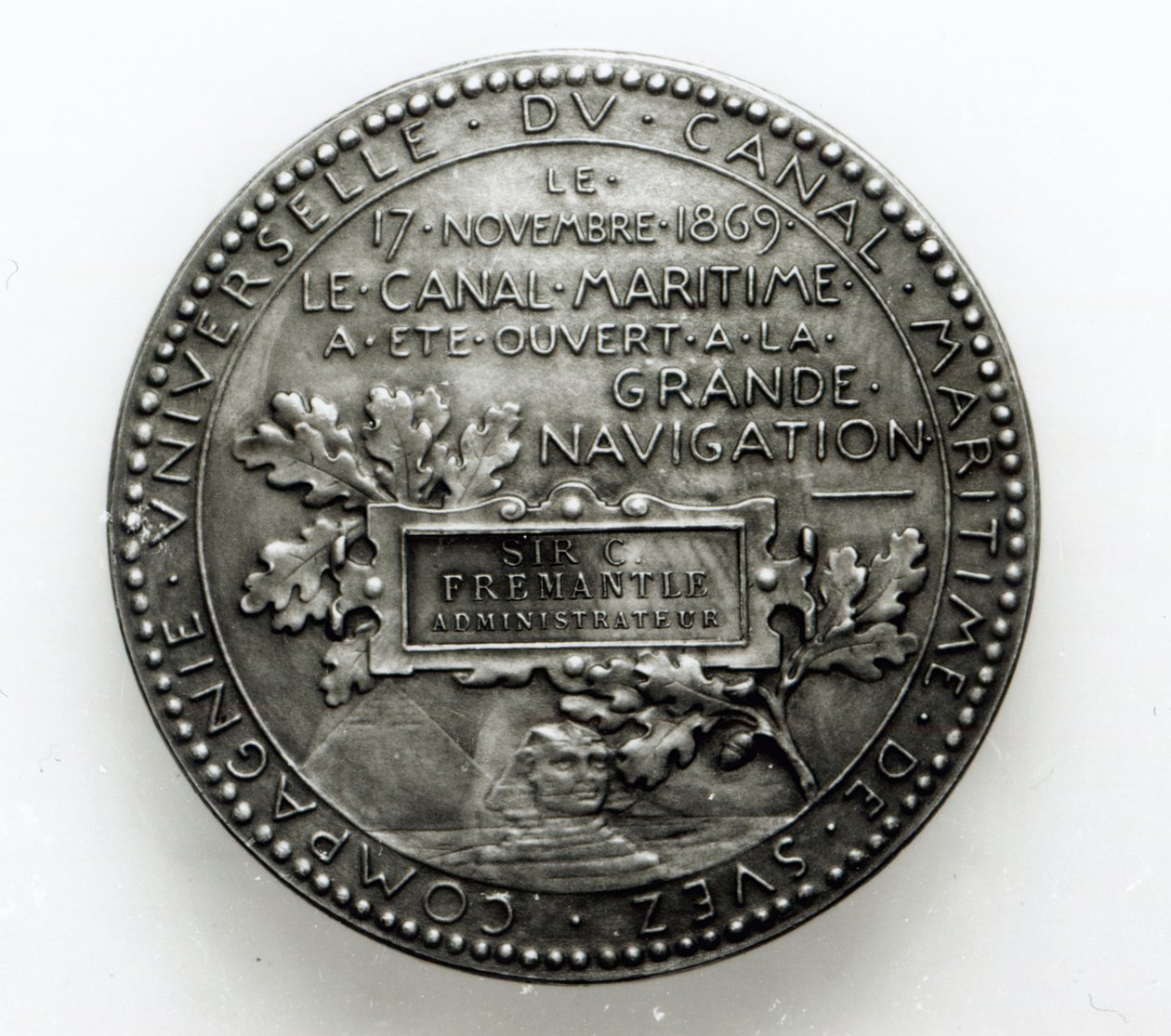 Medalj till minne av öppnandet av Suezkanalen den 17 november 1869 (metall) av French School