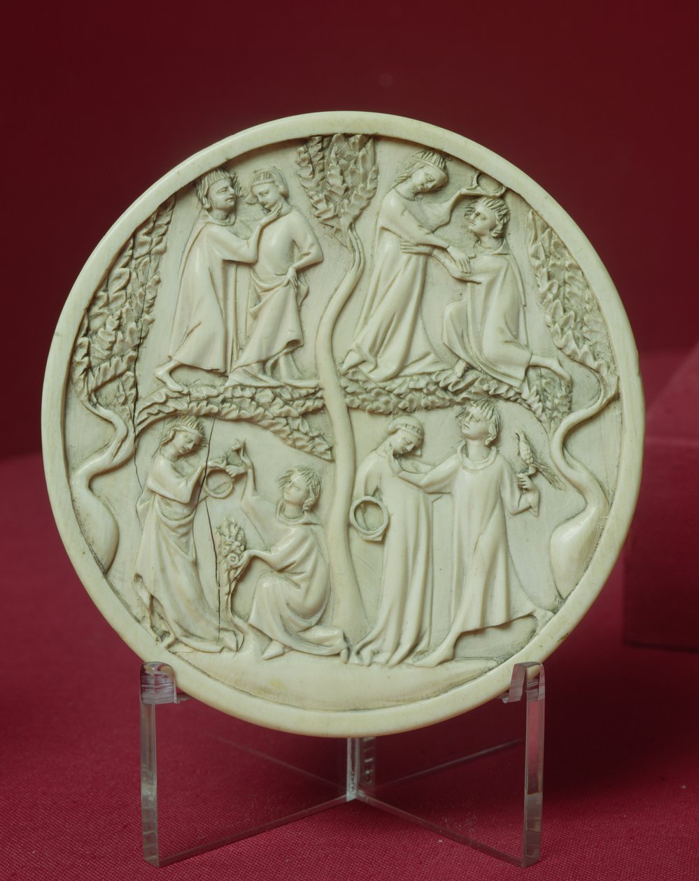 Spegelfodral föreställande höviska scener, ca 1320-30 (se även 206960) av French School