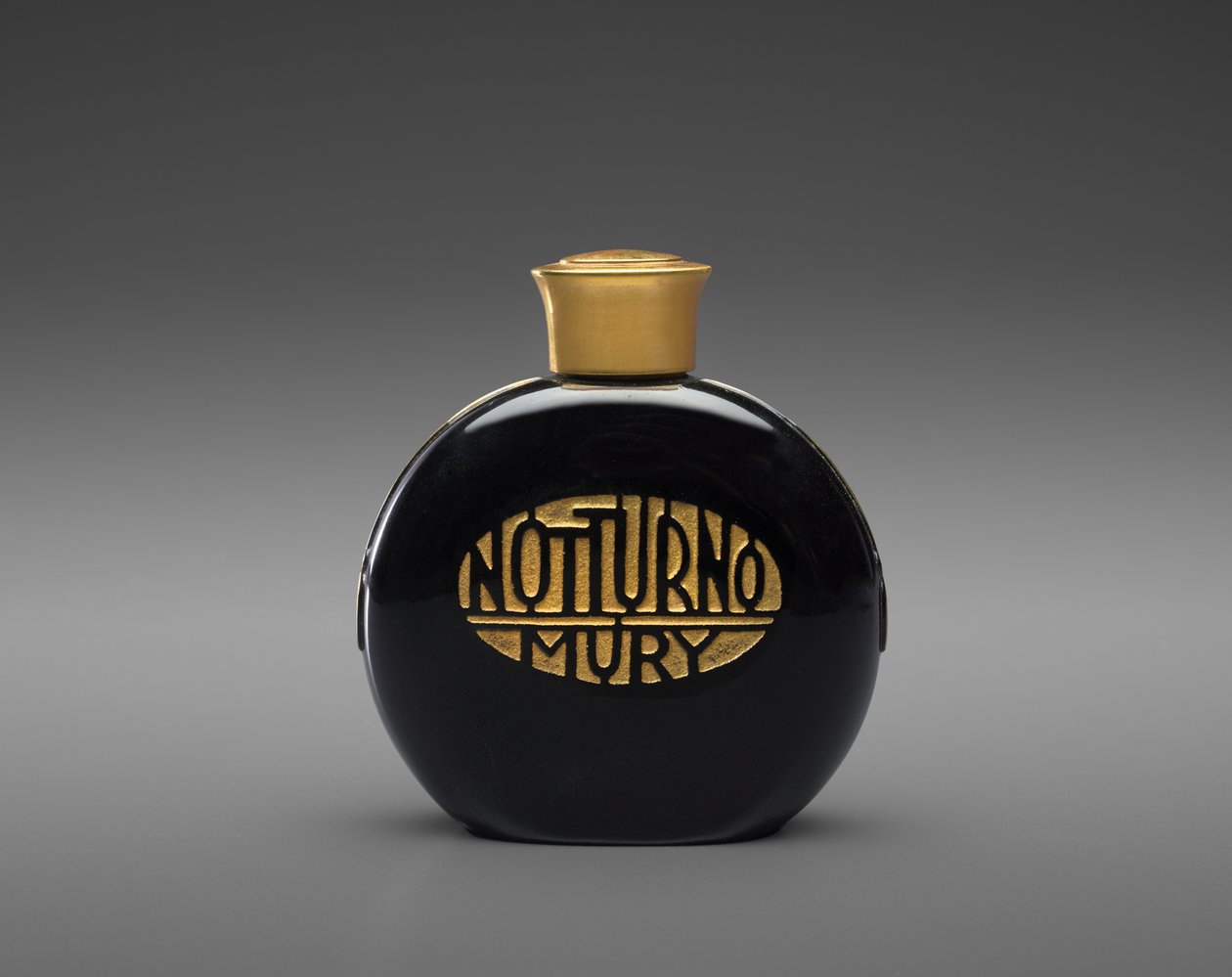 Notturno, ca 1930 (glas, vax, tråd, plast, papper, metall och silke) av French School