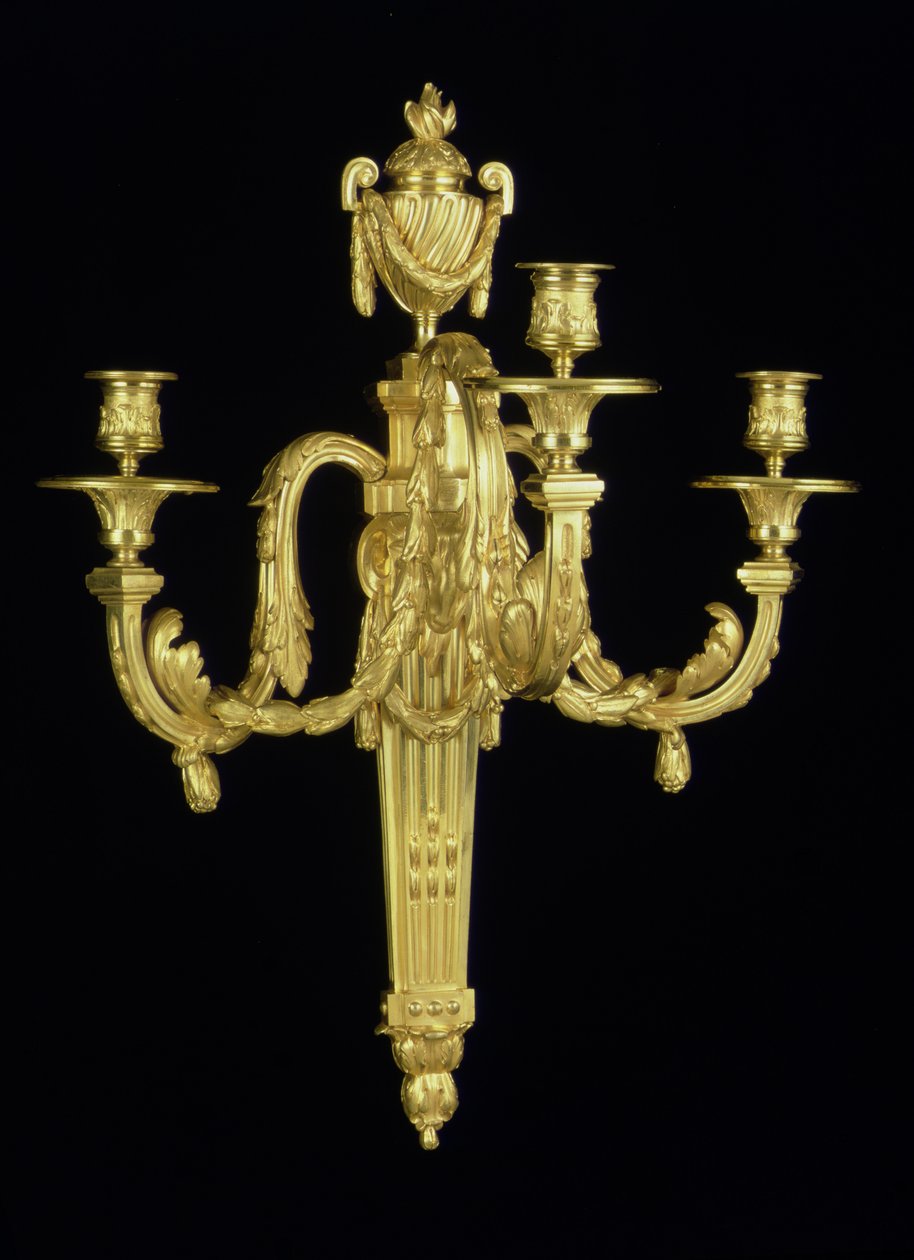 En av ett par Louis XVI tregrenade vägglampor, c.1775 (ormolu) av French School