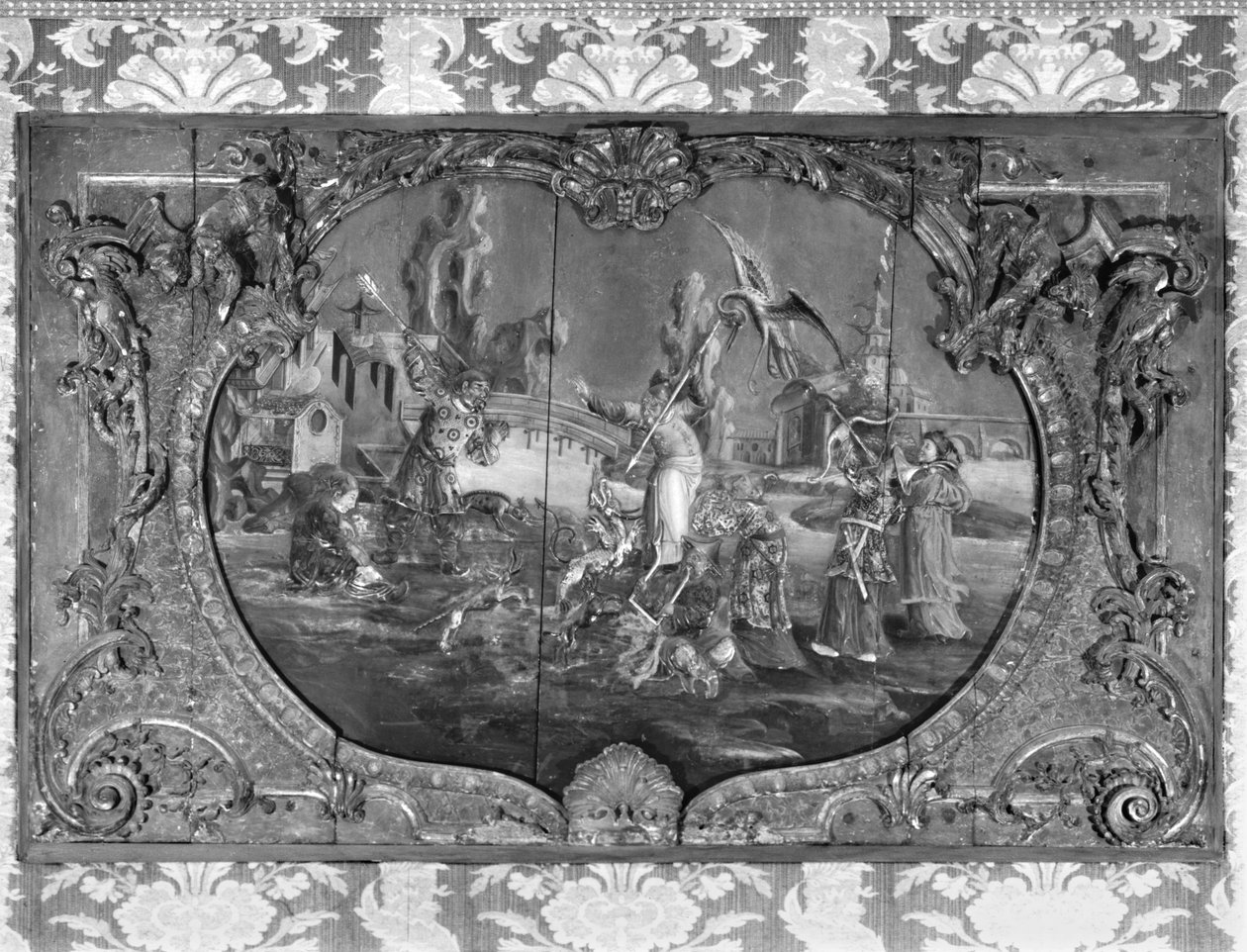 Overdoor panel med kinesiskt ämne, c.1730 (polykrom & förgyllt trä) av French School