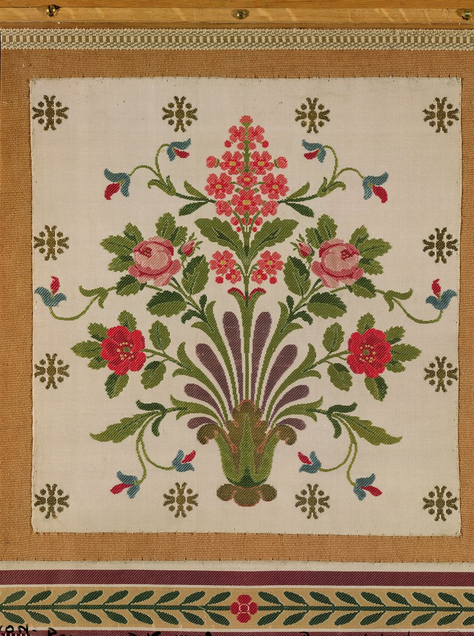 Panel av siden med en bukett blommor från Pernon, Lyons (silke) av French School
