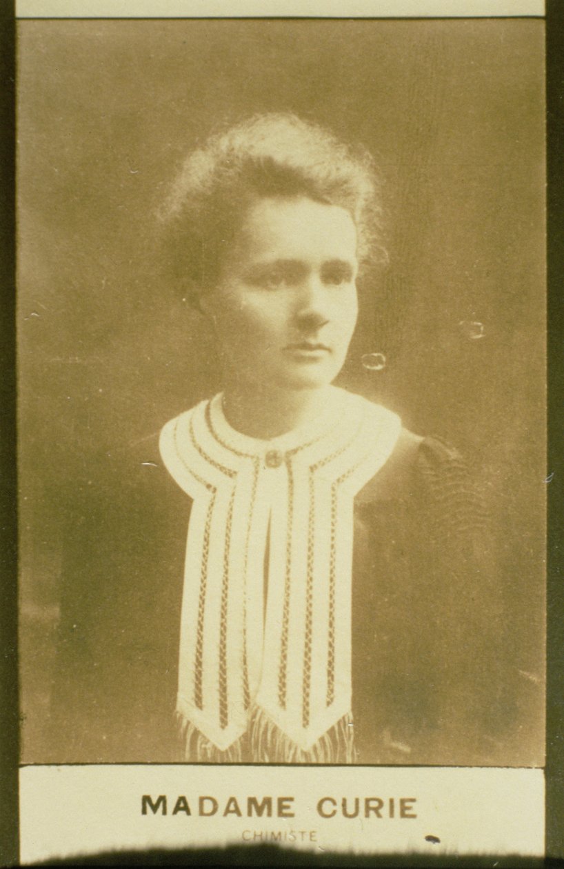 Porträtt av Marie Curie (1867-1934) (sepiafoto) av French School