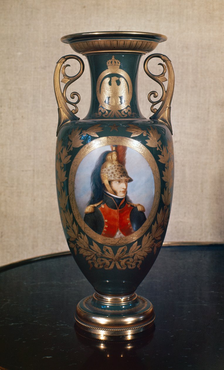 Sevres vas föreställande Louis Bonaparte (1778-1846) (porslin) av French School