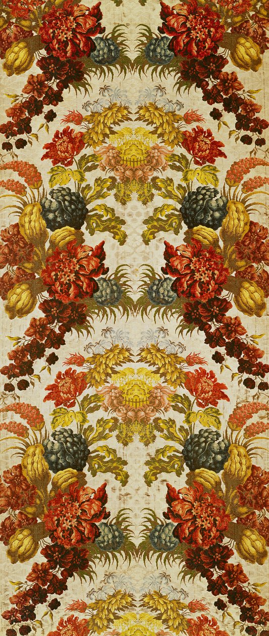 Textil med ett återkommande blommönster, verkstad i Lyon, ca 1740 (silkesbrokad) av French School