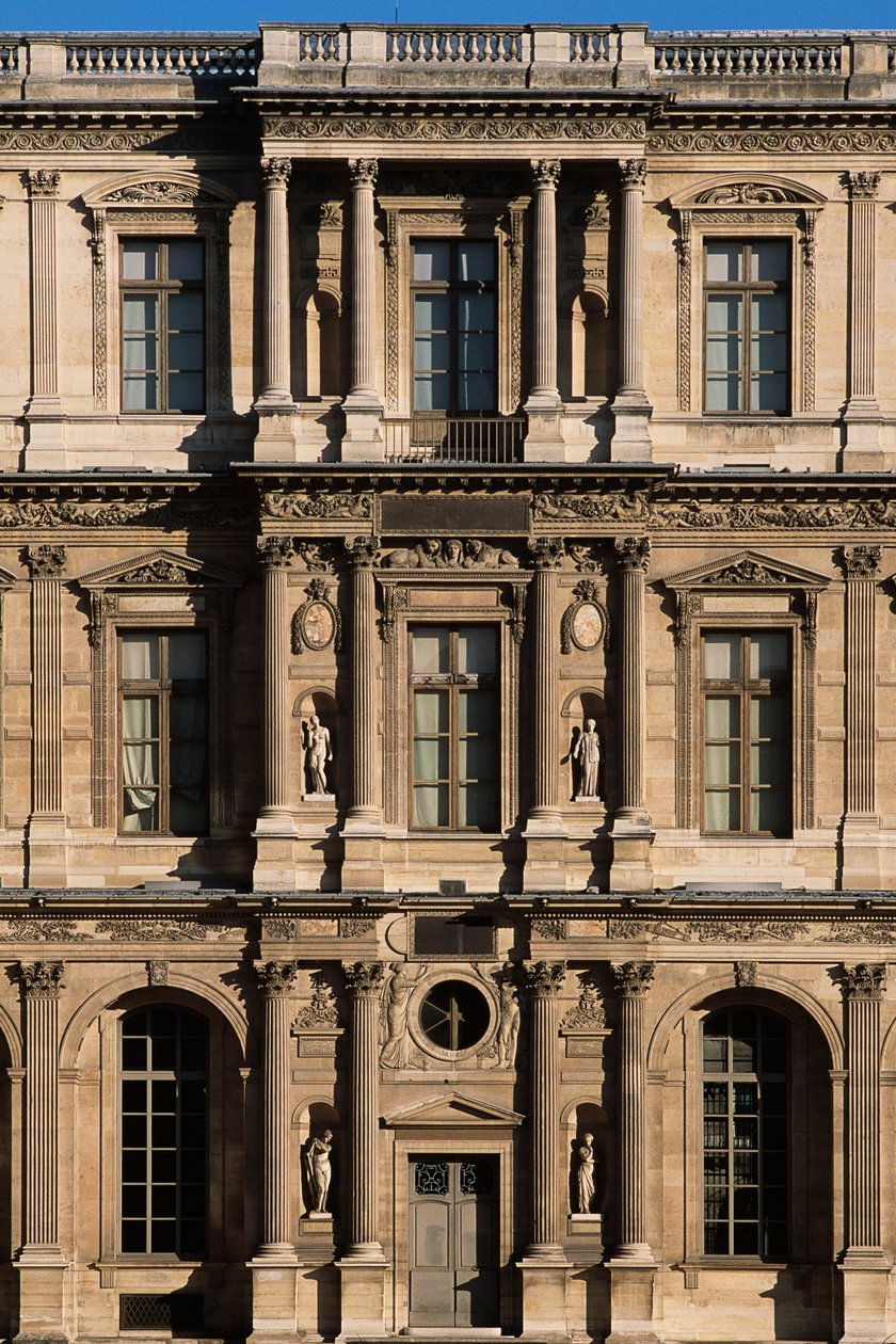 Cour Carree, norra sidan av French School