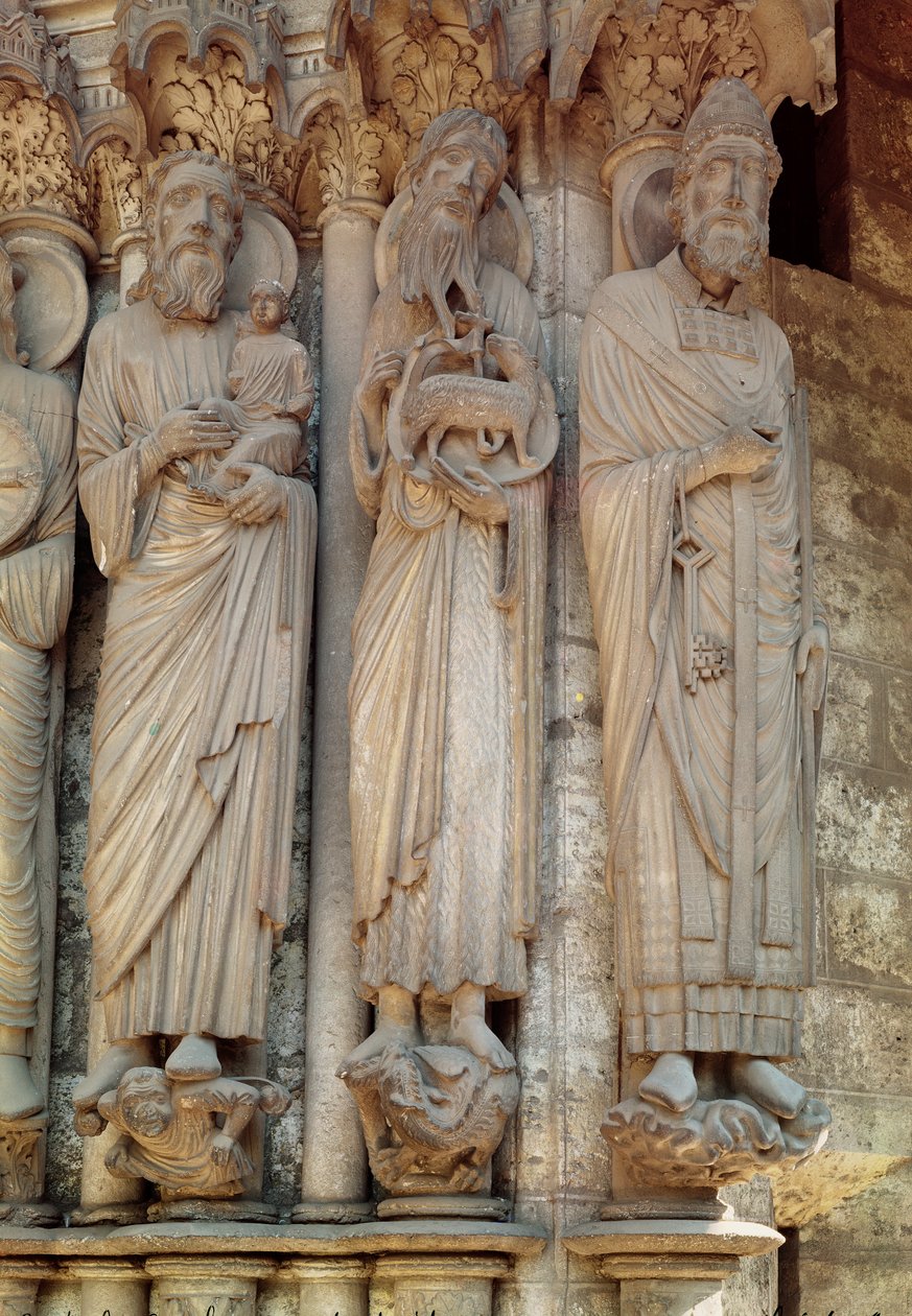 Profeten Simeon, St. Johannes Döparen och St. Peter, stänger figurer från höger sida av den centrala dörren till norra portalen av French School
