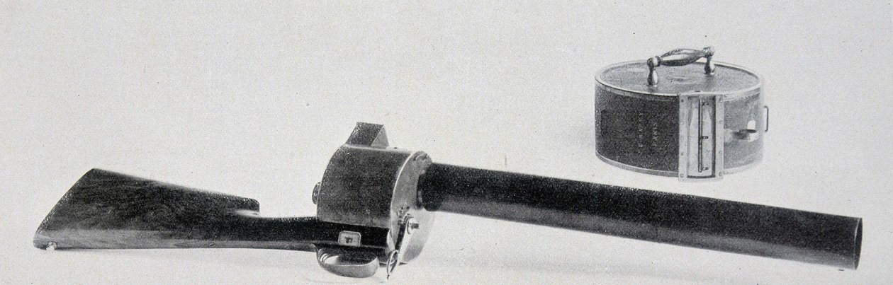 Det fotografiska geväret av Etienne Jules (Etienne-Jules) Marey (1890) av French School