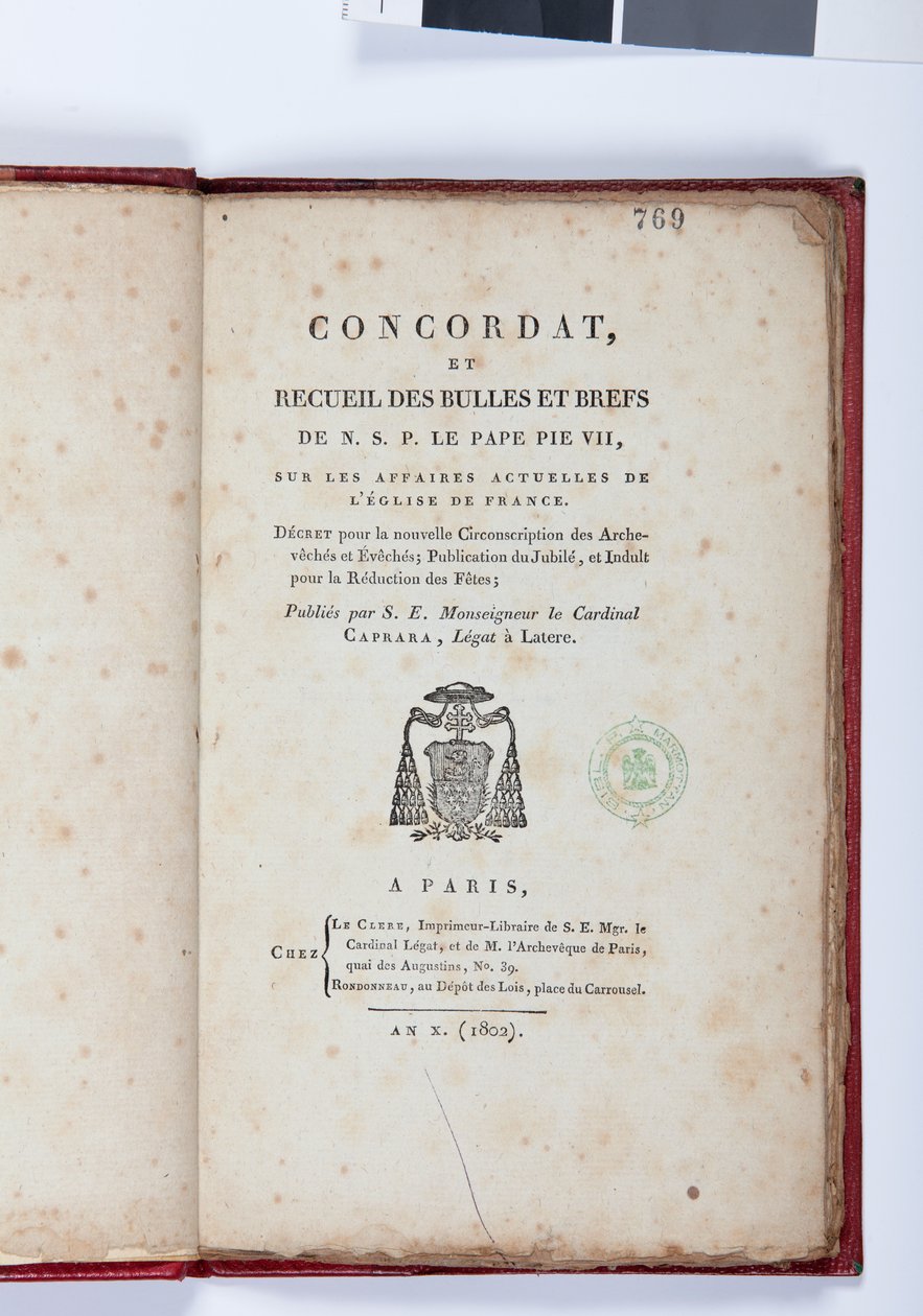 Titelsidan för Concordat et Recueil des Bulles et Briefs de N. S. P. le Pape Pius VII, utgiven av Giovanni Battista Caprara, Paris, Chez Le Clers, 1802 (tryckt papper) av French School