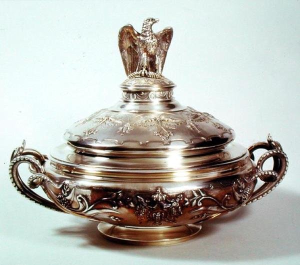 Grönsaksfat, Service Napoleon III, 1855 (förgylld silver) av French School