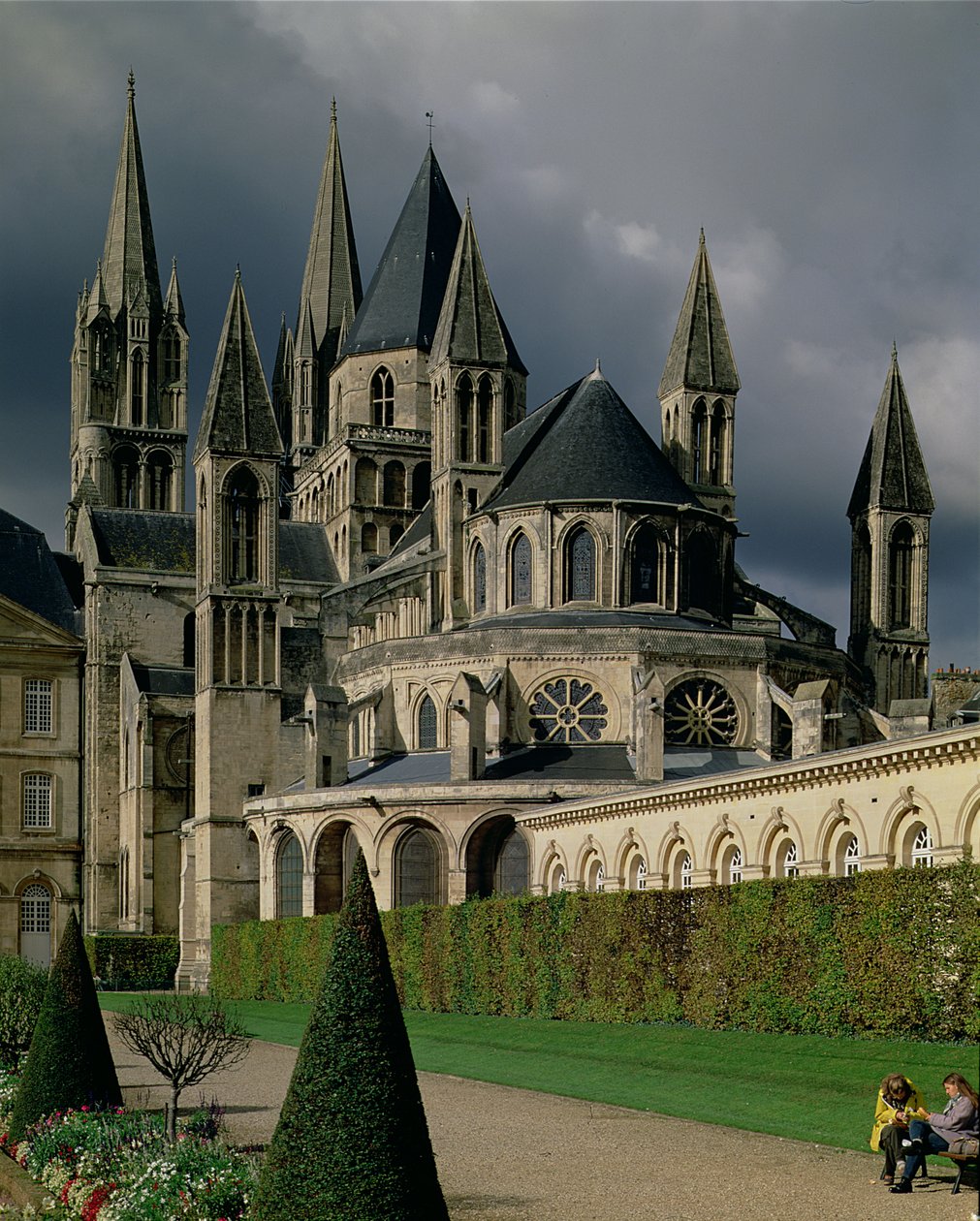 Utsikt över Benediktinerklostret från öster, 1000-1100-talen av French School