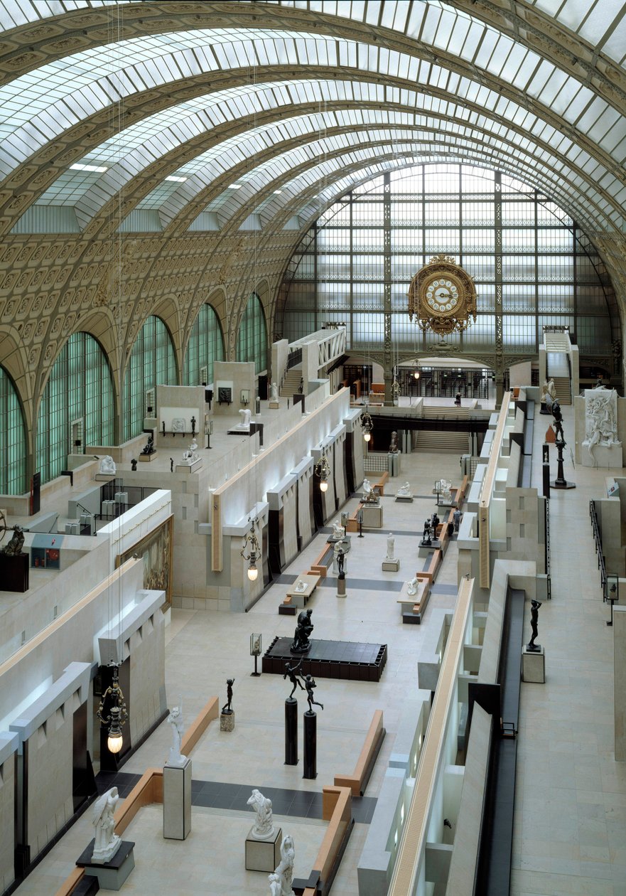 Vy över centralskeppet i Musee (Gare) d