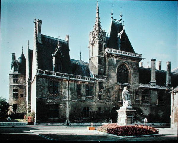 Utsikt över exteriören, 1443-51 av French School