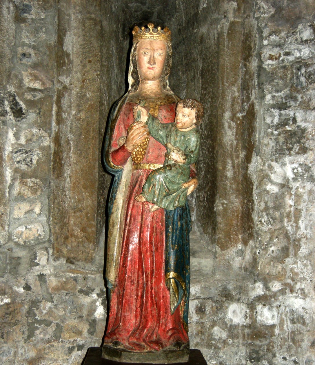 Virgin and Child håller druvor, tidigt 1400-tal (trä) av French School